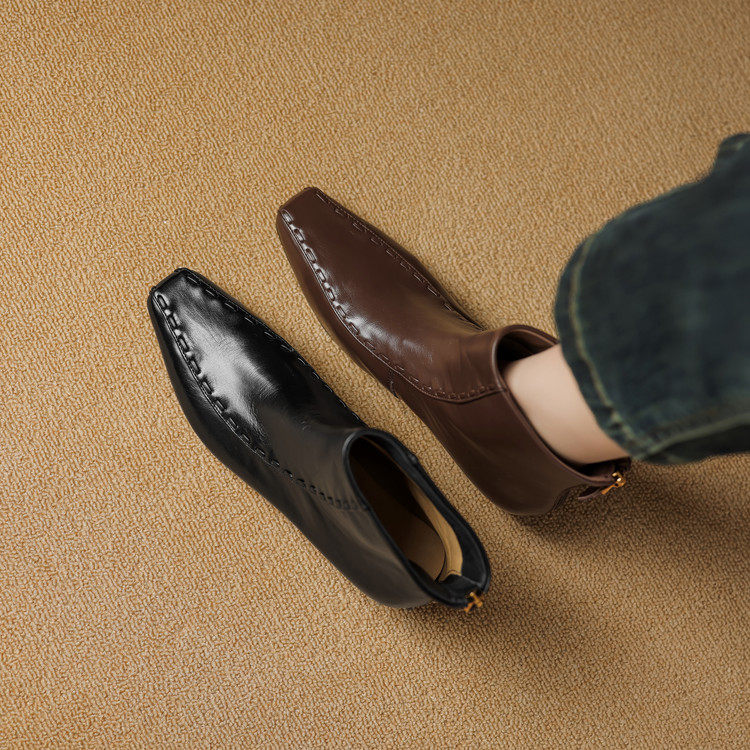 法式复古方头短靴女真皮粗跟百搭瘦瘦靴及踝靴简约秋冬新品女式