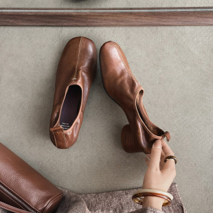 法式复古风羊皮深口单鞋女粗跟中跟一脚蹬软底不累脚奶奶鞋新品