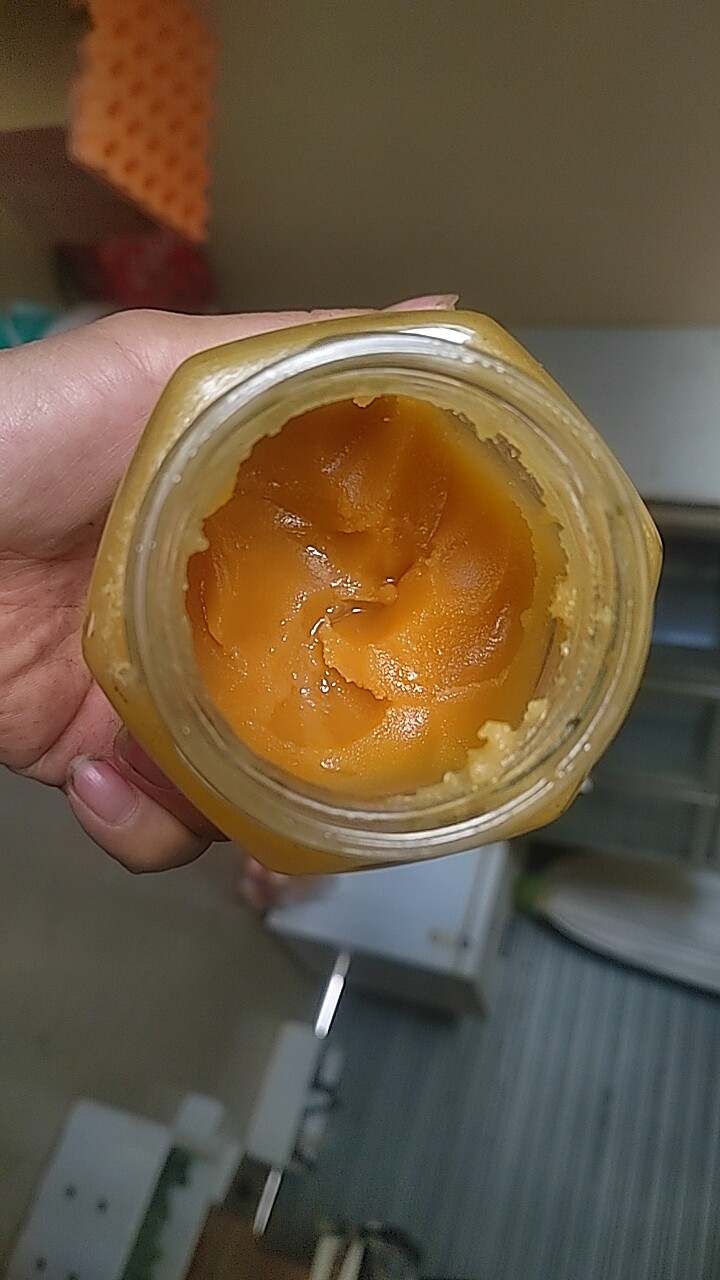 云南蒙自野生蜂蜜百花蜜纯天然泡水微酸现货当季包邮