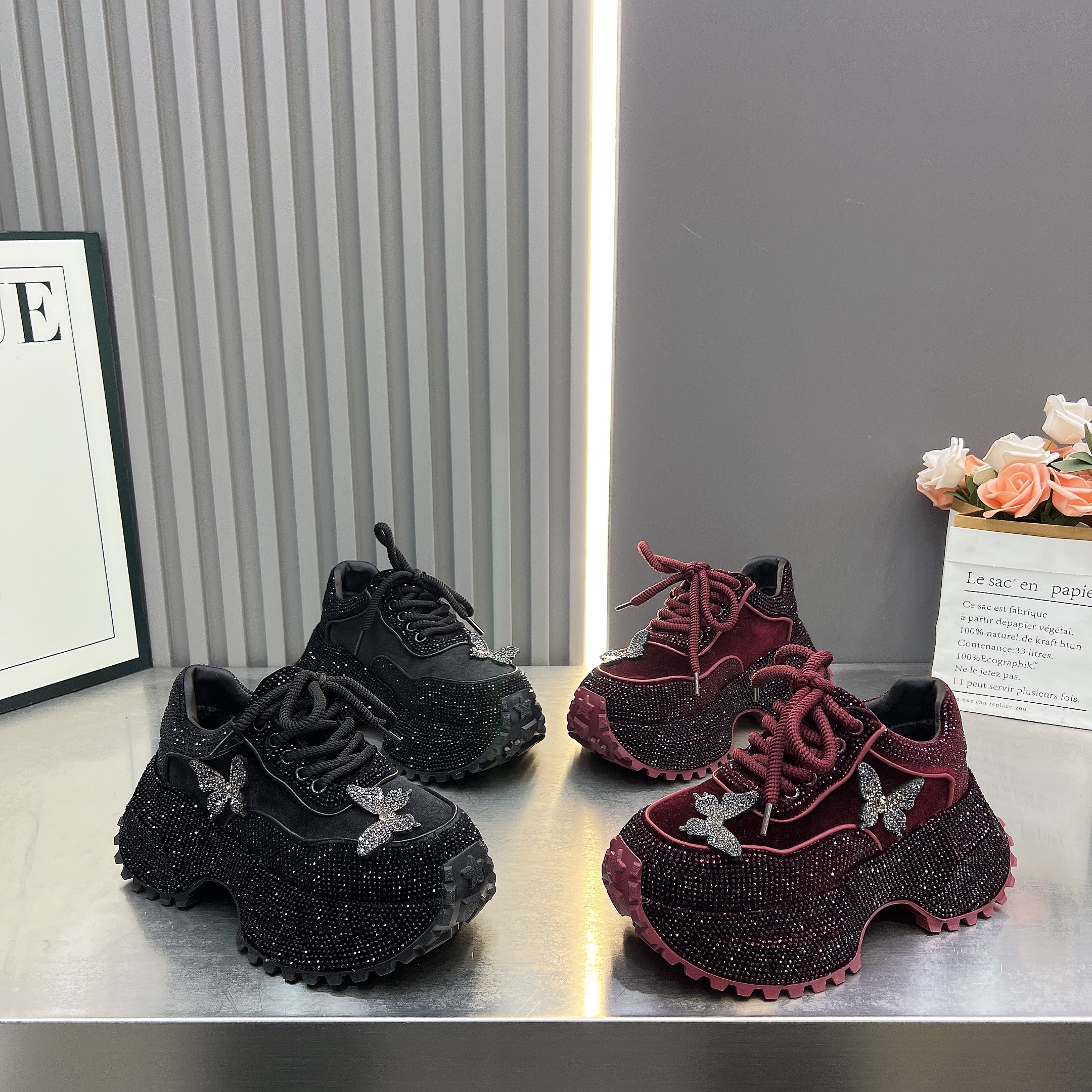 欧货高端水钻金丝绒厚底老爹鞋女2025新款系带加绒小个子休闲鞋女