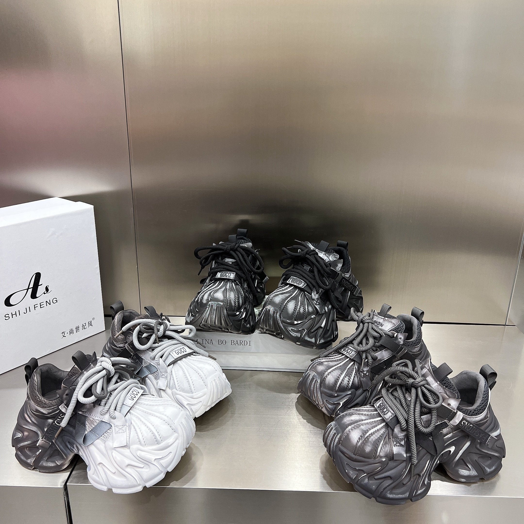 大头渐变做旧老爹鞋女2026新款7cm厚底松糕系带增高网面休闲鞋女