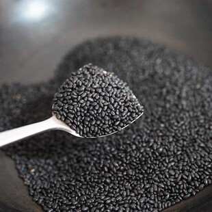 阿梨日记｜炒黑豆 泡茶 黑豆水 黑豆茶 老品种 小黑豆 柴锅炒