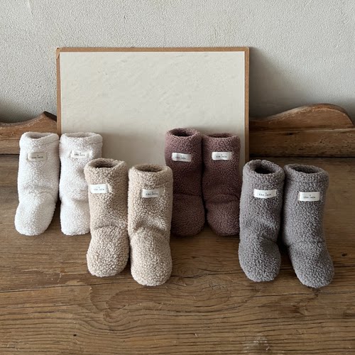 婴幼儿毛绒袜保暖珊瑚绒袜子