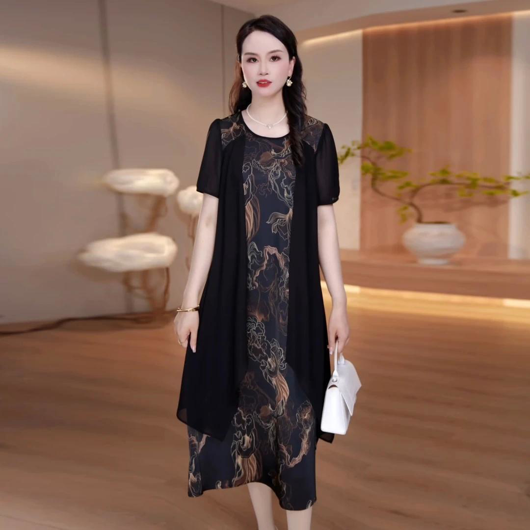 2026年新款夏季妈妈装遮肚子显瘦中长裙子假两件大码宽松连衣裙女