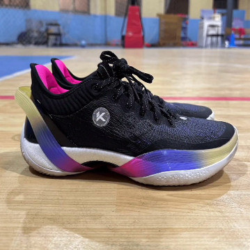 Anta安踏 三分雨1代 暗雨 氮科技中底 低帮 外场篮球鞋 男款 黑紫