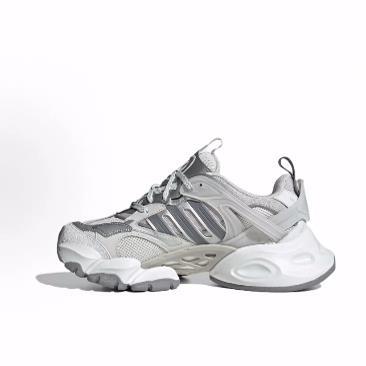 adidas originals Samba “Cow Hair”低帮 板鞋 女款