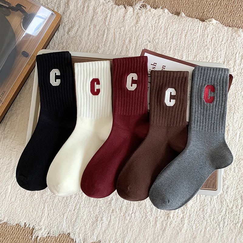 2025新款爆款大C刺绣中筒袜子女