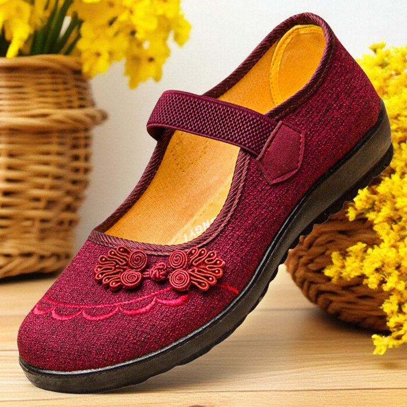 老北京布鞋女款中老年人官方古风闰月女士妈妈一脚蹬绣花鞋老人鞋