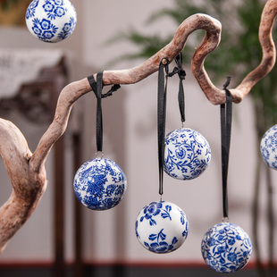新中式 5厘米陶瓷球吊坠圣诞树装饰品挂件家用玩具青花瓷创意摆件