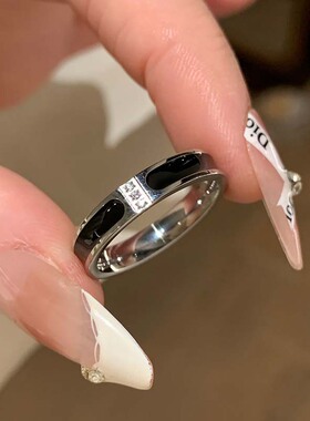 黑色滴釉钛钢戒指女轻奢高级感尾戒素圈戒指女小众设计锆石食指环