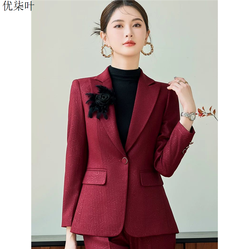 红色小西装套装女冬2025新款高端独特西服外套喜庆气质名媛高级感