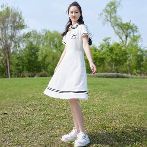 中学生连衣裙海军风初中生少女裙子2026年夏季新款夏装海军领高中
