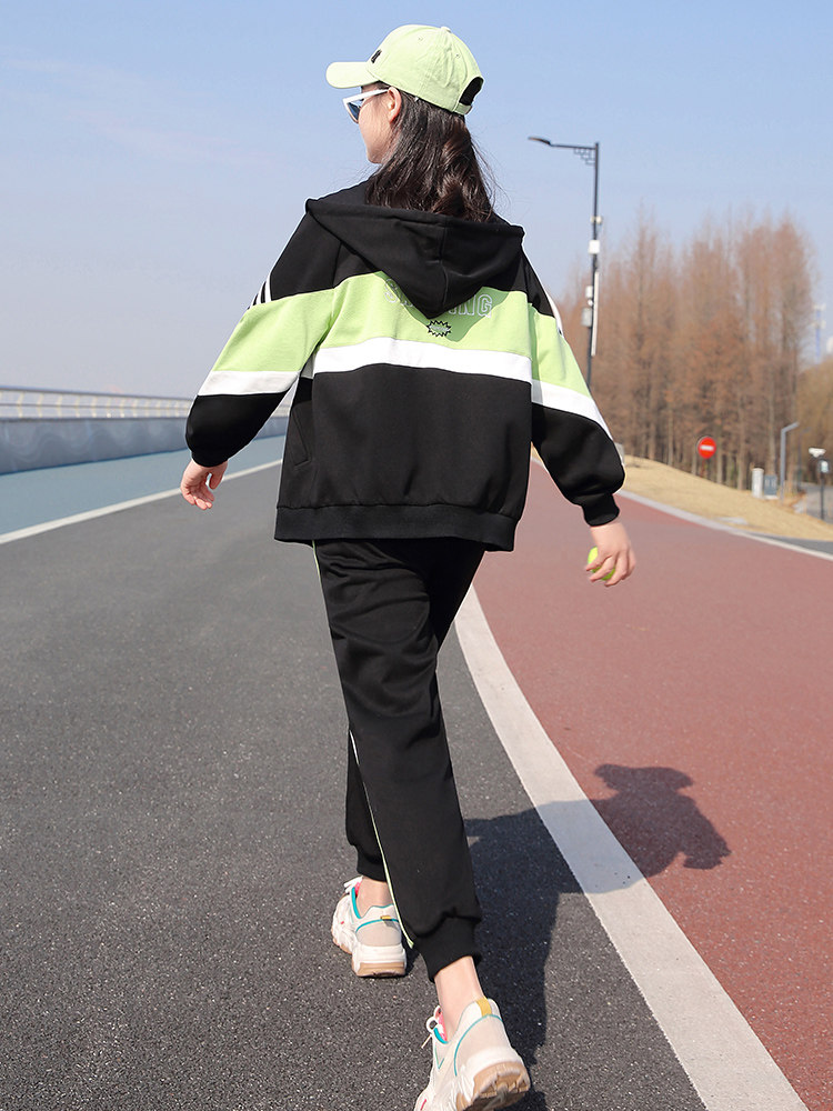 여아 중학생 및 여아를 위한 중학생 캐주얼 운동복 가을 옷 2023 새로운 한국 스타일 패션과 트렌디함