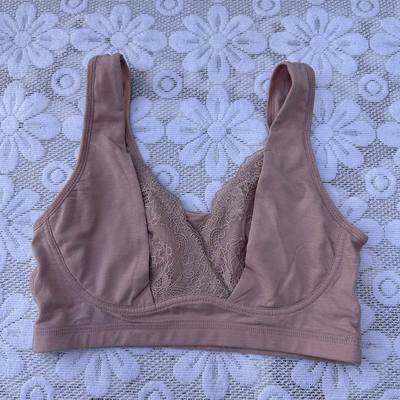短背心式甜美蕾丝边薄杯文胸内衣