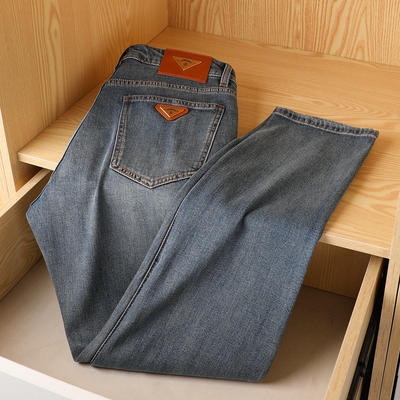 莱赛尔+汉麻垂感直筒牛仔裤