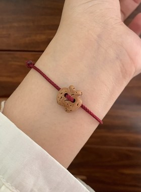 手工水果桃芯红绳k手镯蛇年,年出生年,红绳手镯,纯手工编织手镯
