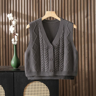 时髦短款小个子宽松显瘦针织马甲