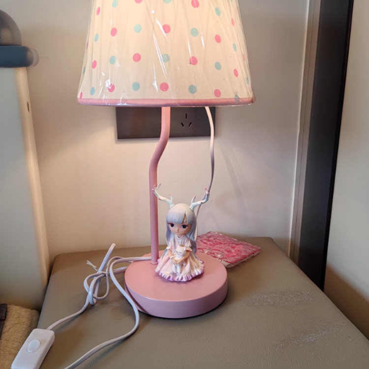 儿童房床头台灯公主装饰卡通创意北欧现代简约全光谱护眼卧室in女