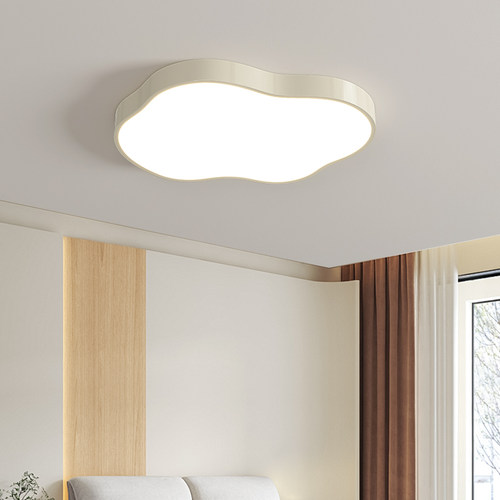 奶油风云朵吸顶灯客厅卧室