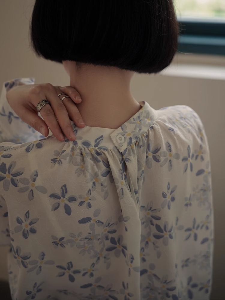 Summer shirt, top, floral print, puff sleeves Summer shirt, top, floral print, puff sleeves