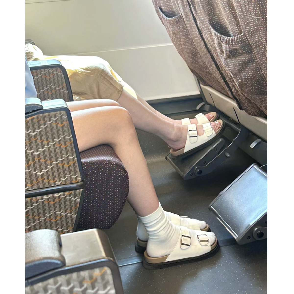 【限时89】白色勃肯鞋女夏外穿半拖鞋真皮博肯鞋女式一字带凉拖鞋