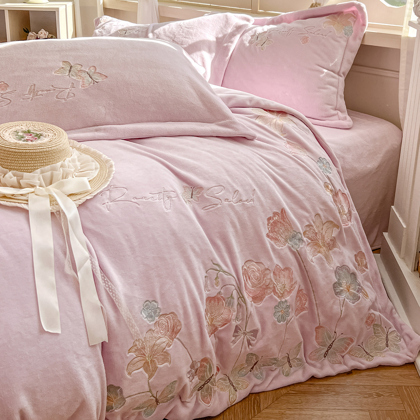 冬季加厚牛奶绒四件套田园花卉刺绣保暖珊瑚绒床单双面加绒被套罩,床上用品,床品套件/四件套/多件套,淘宝优惠券,粉丝福利购,淘宝优惠卷