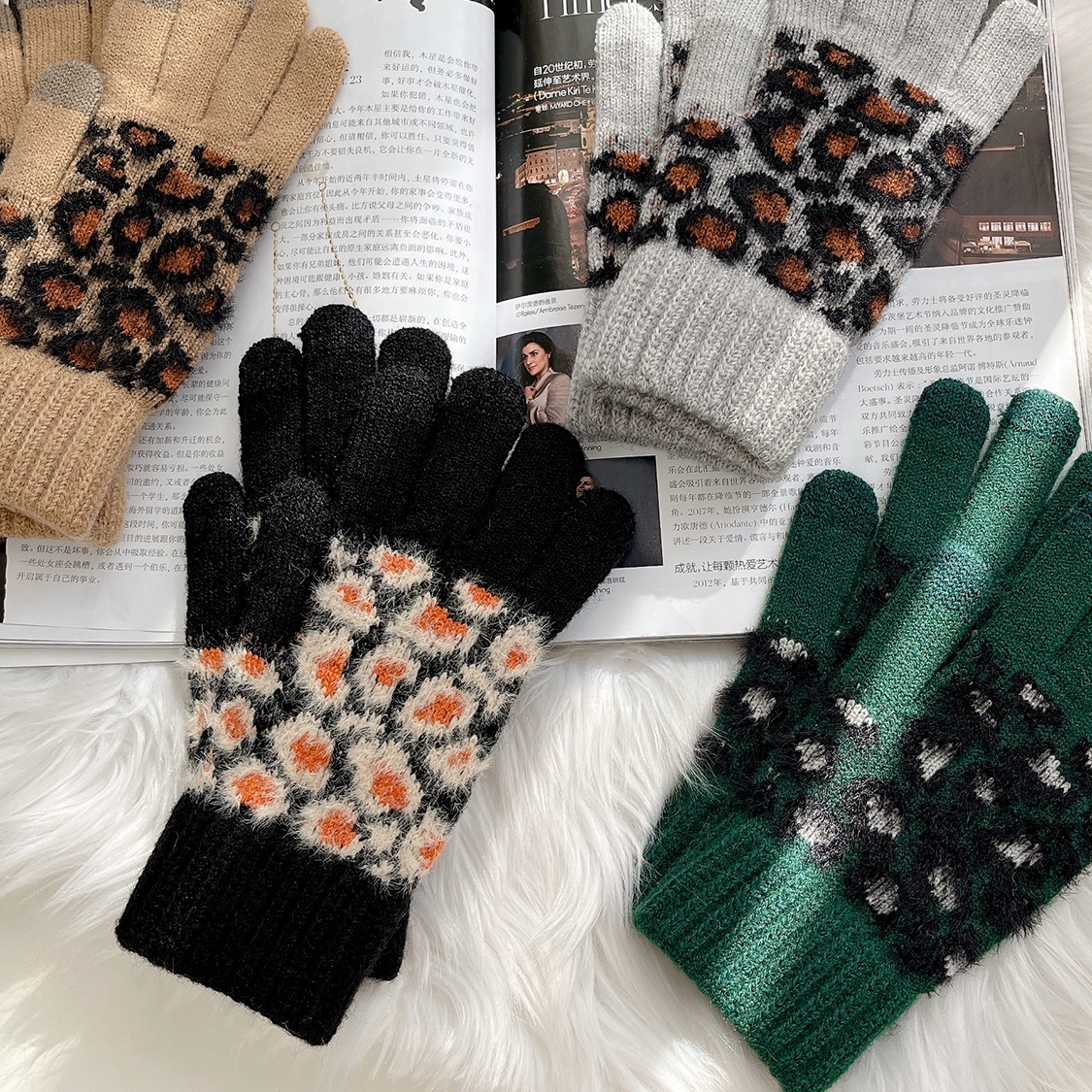 秋冬季拼色百搭分指保暖手套韩版针织加厚户外骑行防风防寒护手女
