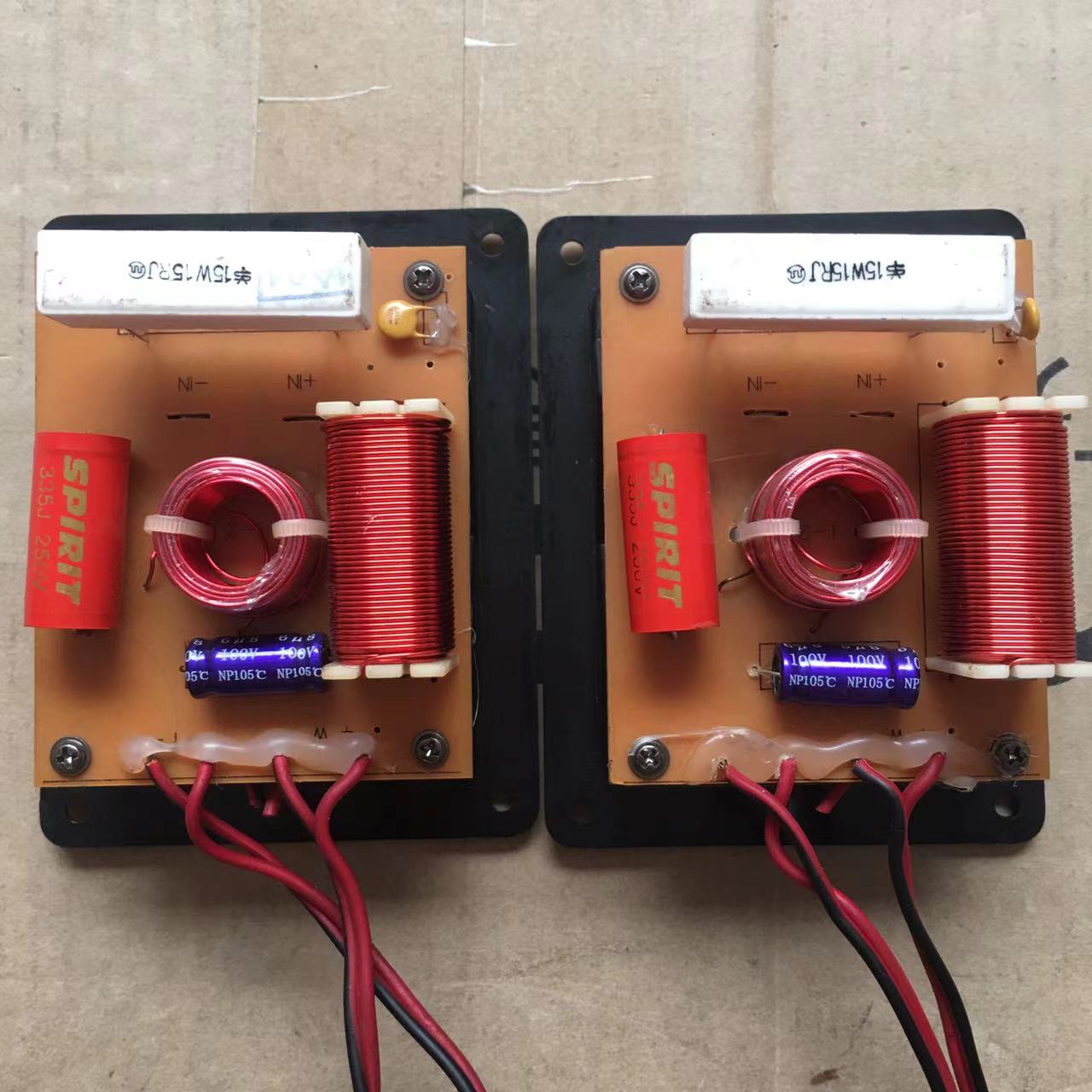 拆箱法国傲迪斯代工CAV8寸高低音二分频器一对，标价120一对价