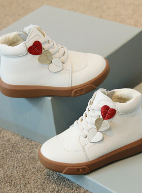 爱心真皮女童短靴加绒棉鞋2025冬新款儿童棉靴短筒卡通小童宝宝鞋