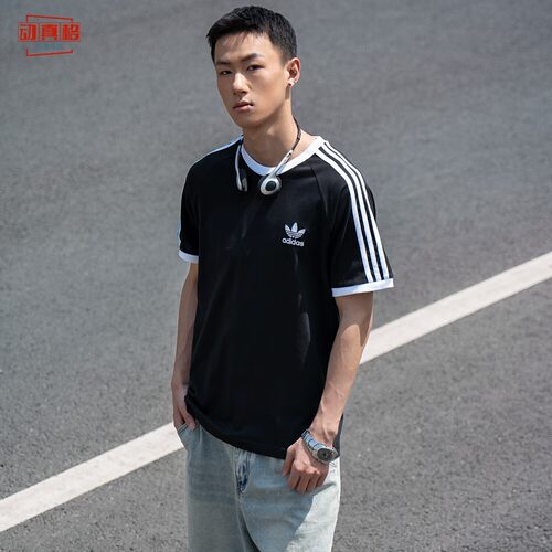 阿迪达斯夏季三条纹休闲时尚短袖