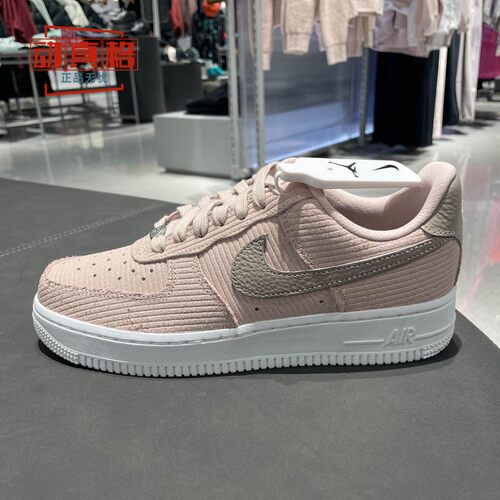 耐克女2025AIRFORCE1休闲板鞋