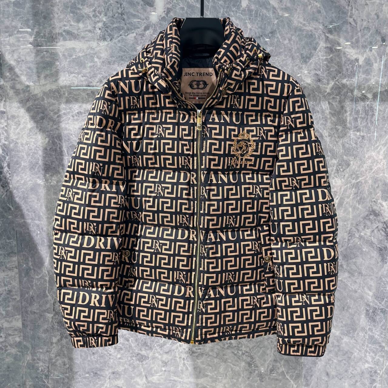 欧货高端冬季男士羽绒服连帽印花