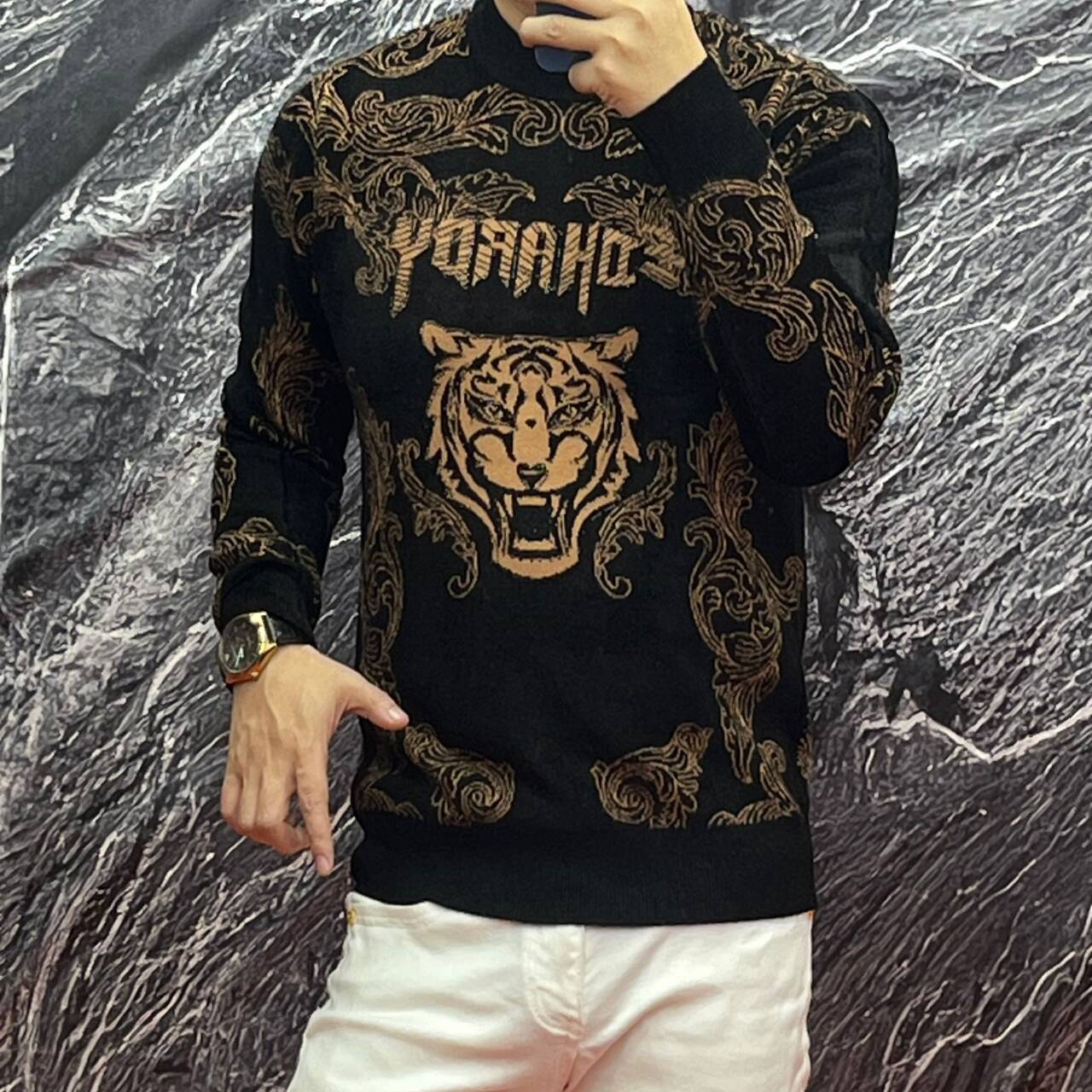 欧货潮牌天鹅绒修身圆领长袖毛衣