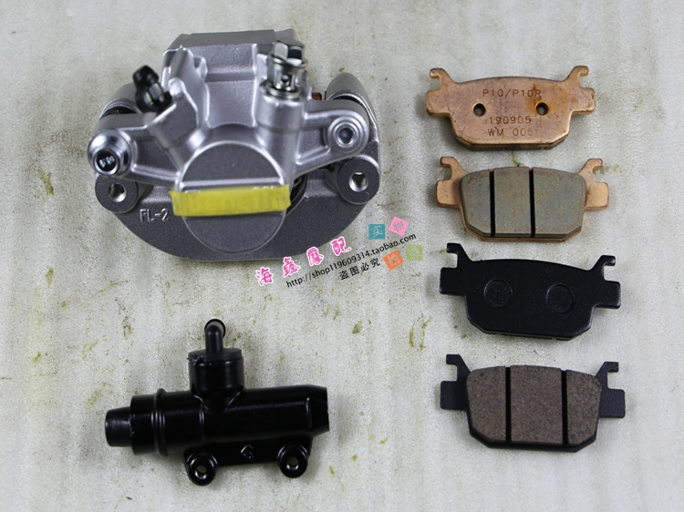 适用本田佛沙250 Forza250 MF08 04-11年后刹车泵卡钳刹车片MF10