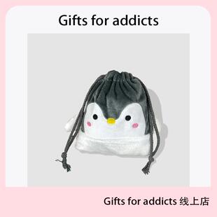 可爱企鹅毛绒束口袋卡通ccd拍立得化妆抽绳收纳包大容量手提包女