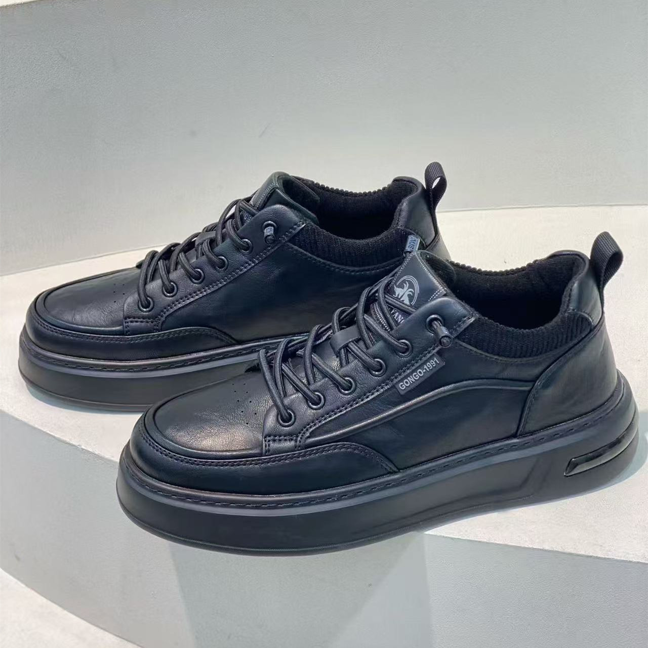 2025冬季新加绒英伦风男