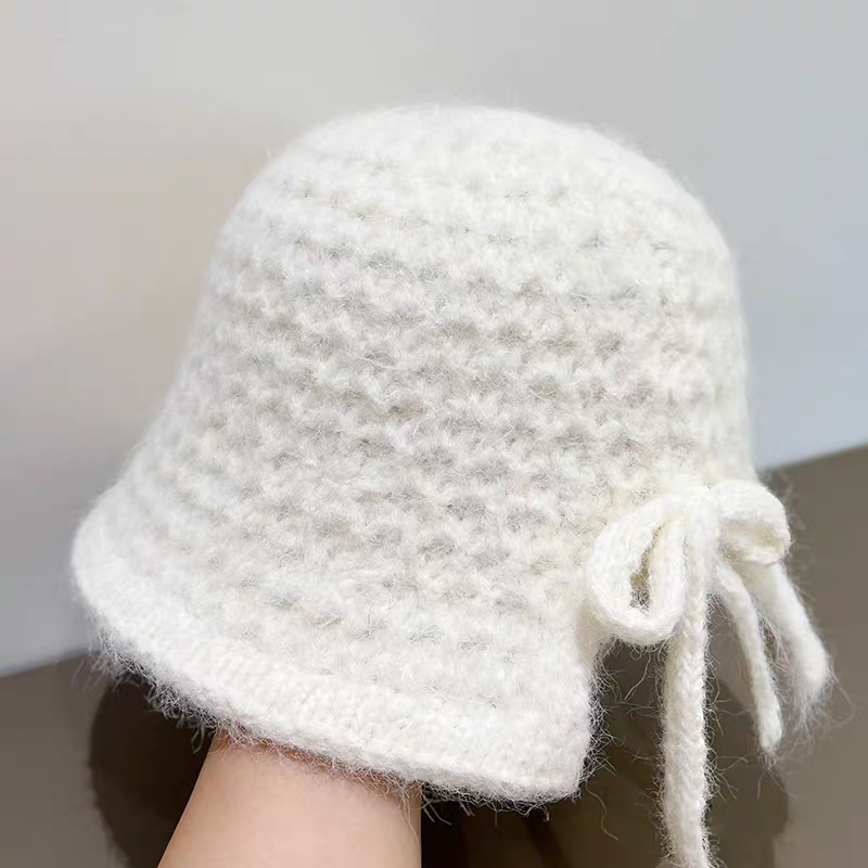 2025新款秋冬后开叉蝴蝶结兔毛盆帽显脸小针织渔夫帽女保暖护耳帽