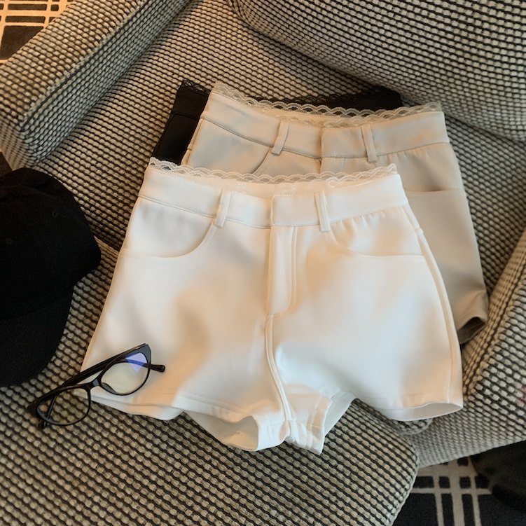 Jade Closet直营店推荐~美德拉甜辣风花边拼接西装休闲阔腿短裤女