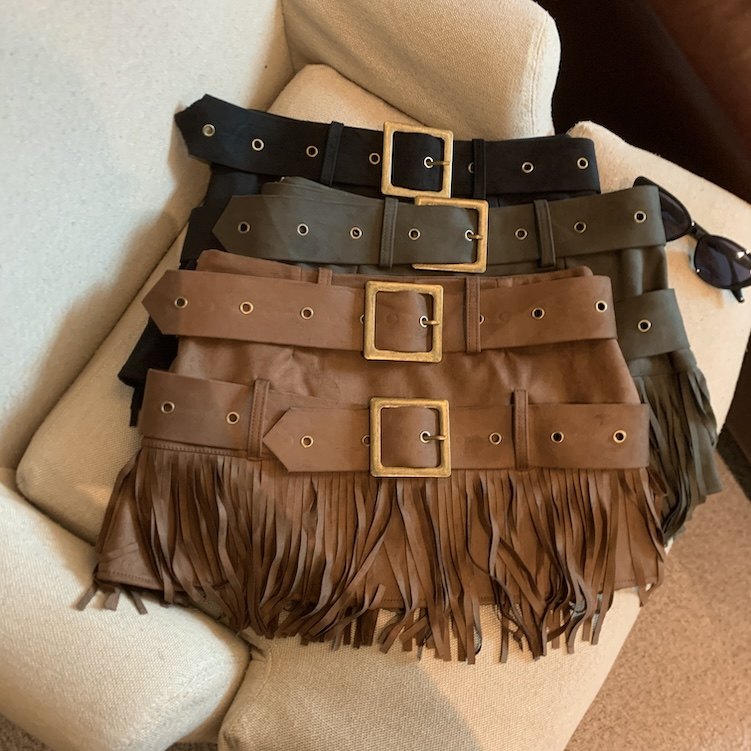 Jade Closet直营店推荐~美德拉甜美风配腰带流苏鹿皮绒半身短裙女