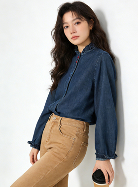 时尚百搭气质牛仔上衣女2026春季新款小众别致木耳边爱心扣衬衫潮