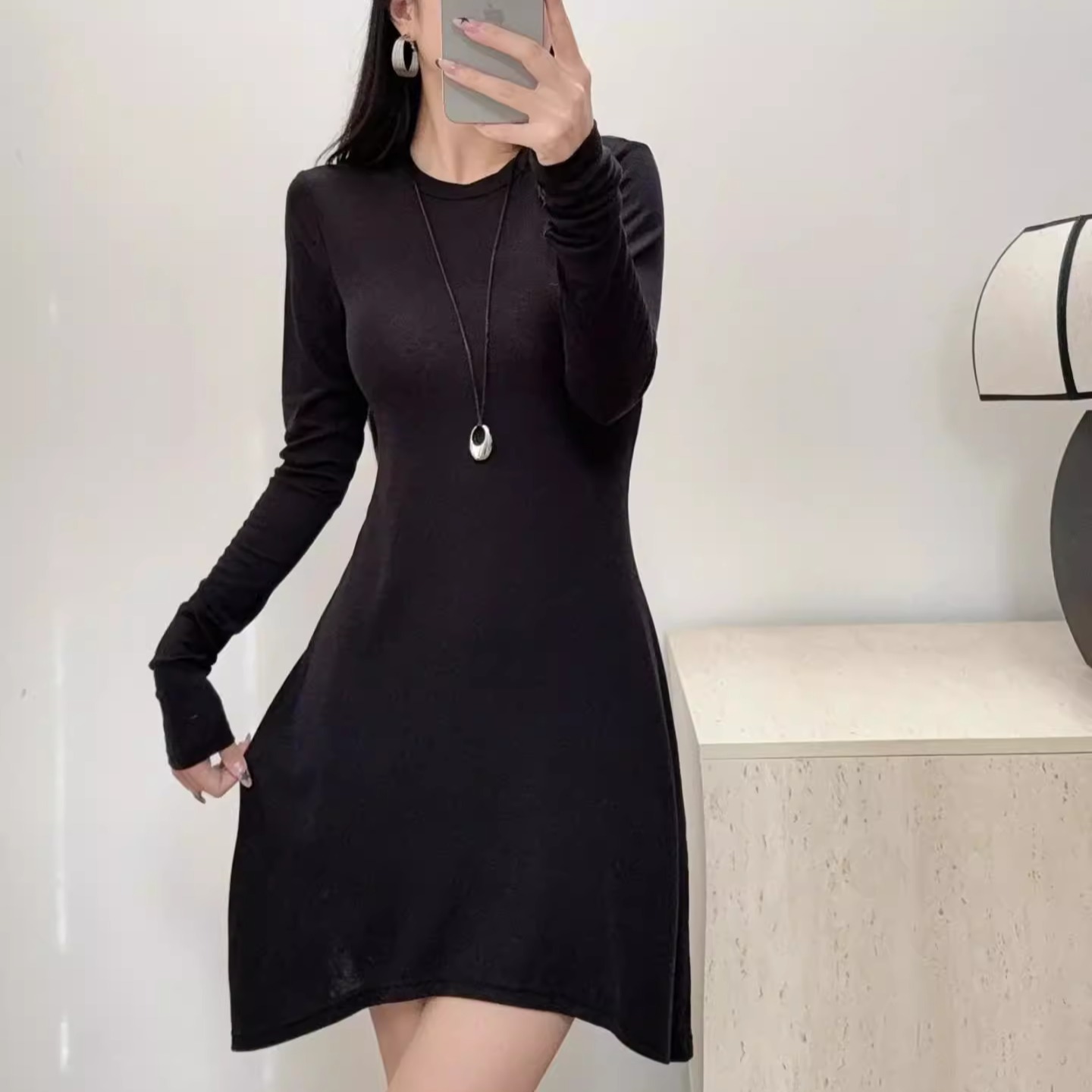 欧美风短款裙圆领长袖天丝连衣裙