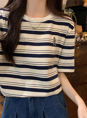 华子家 港风复古条纹短袖t恤女2024年夏季新款正肩宽松上衣39673