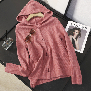 华子家 树莓粉单排扣连帽针织开衫毛衣外套女2025年秋季新款44872