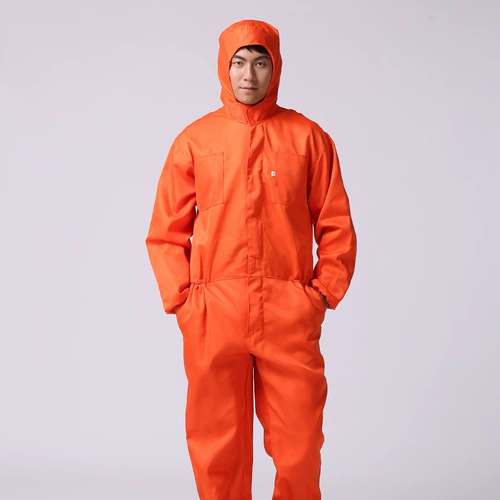 Автоматическая ремонт соединяла рабочую одежду в летнем тонкую пыльную распылитель