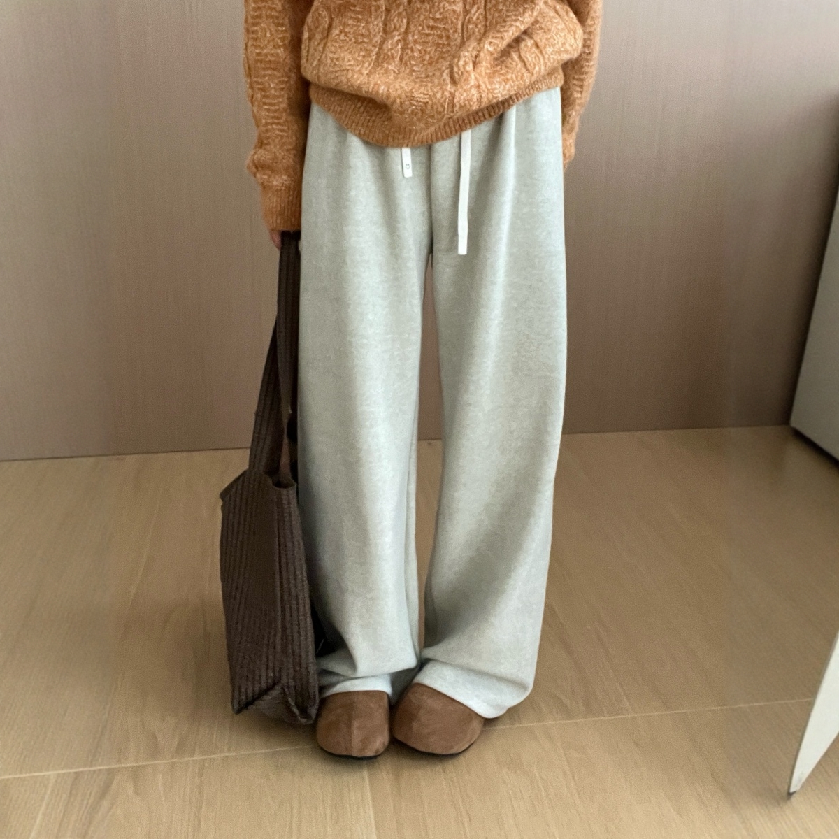 此外 松紧腰加绒加厚保暖糯米裤女2025冬季新款宽松阔腿裤直筒裤