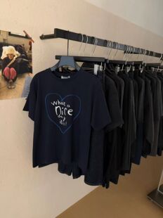 韩系圆领显瘦上衣 T恤女短袖 此外圆领爱心字母图案宽松大版 半袖