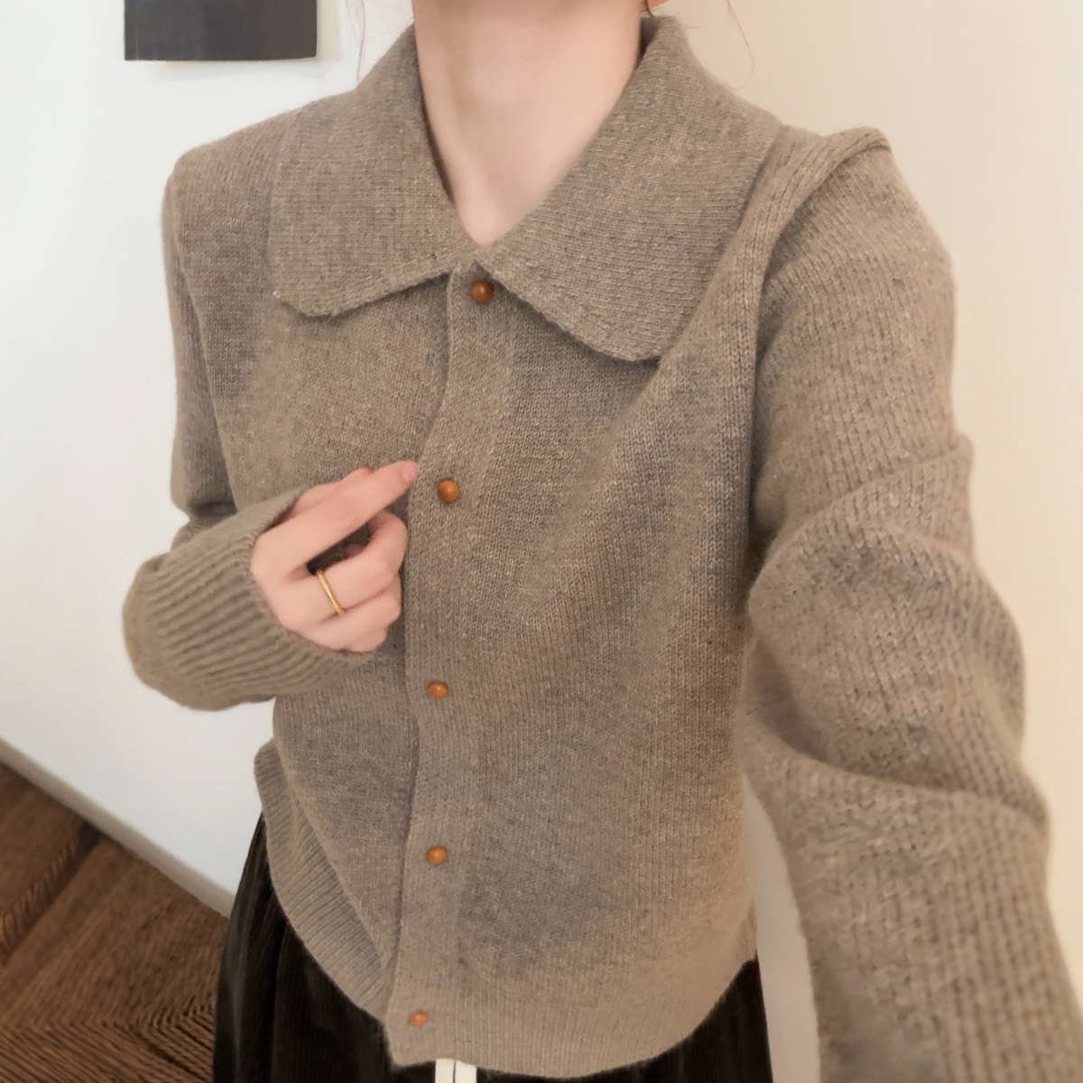 此外 韩系小个子翻领简约毛衣外套女2025秋季新款加厚针织衫上衣