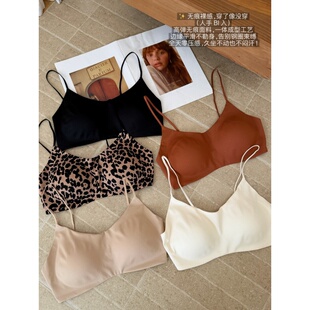 此外细肩带弹力海边性感美背女2026带胸垫内衣无痕亲肤粉底液内搭