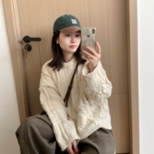 新款 小个子短款 韩版 此外麻花粗针织圆领套头毛衣女2025冬季 针织衫