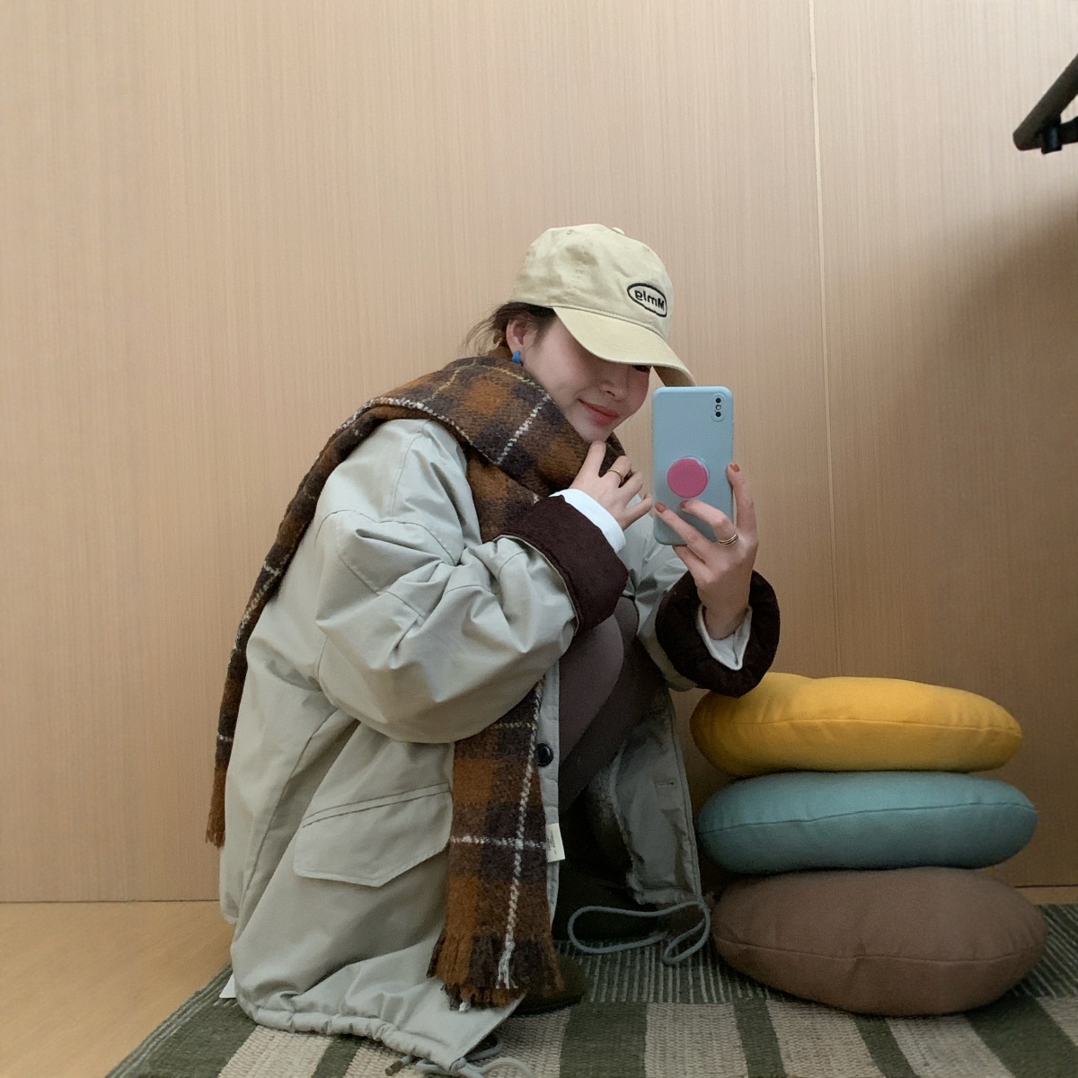 此外 灯芯绒翻领夹棉韩版派克服女2025冬季新款防风保暖加厚外套